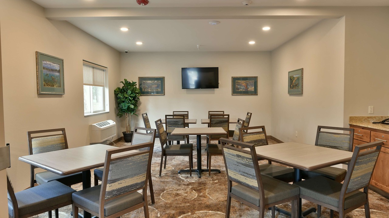 Photo of Others in Sisters