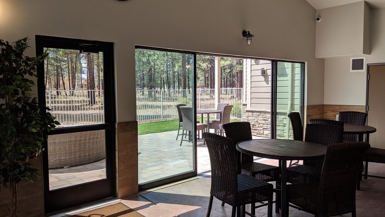 Photo of Patio Balcony in Sisters