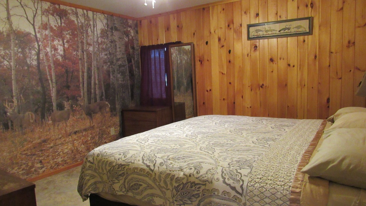 Photo of Bedroom in Mannford