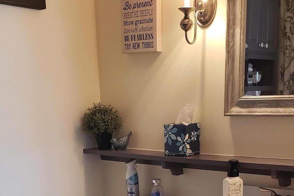 Photo of Bathroom in Huntington Mills