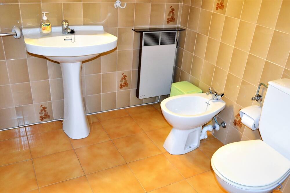 Photo of Bathroom in Llanca