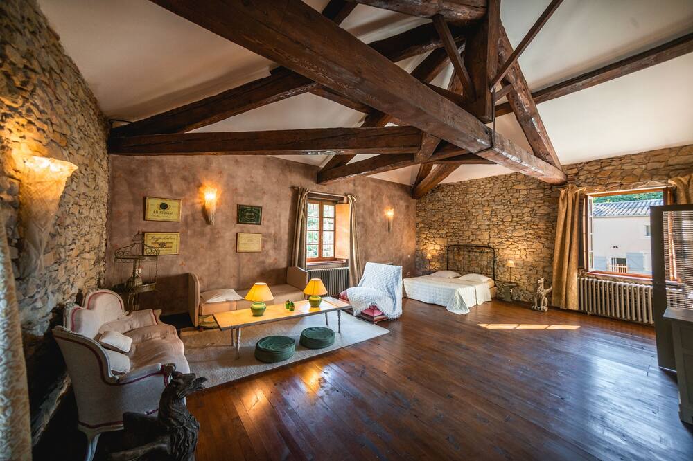Photo of Bedroom in Carcassonne