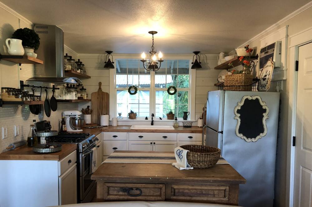 Photo of Kitchen in Laneville