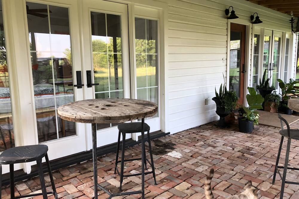 Photo of Patio Balcony in Laneville