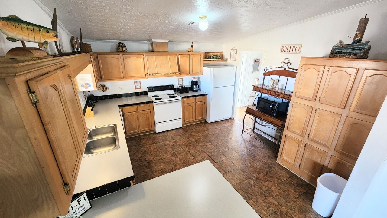Photo of Kitchen in Buchanan Dam