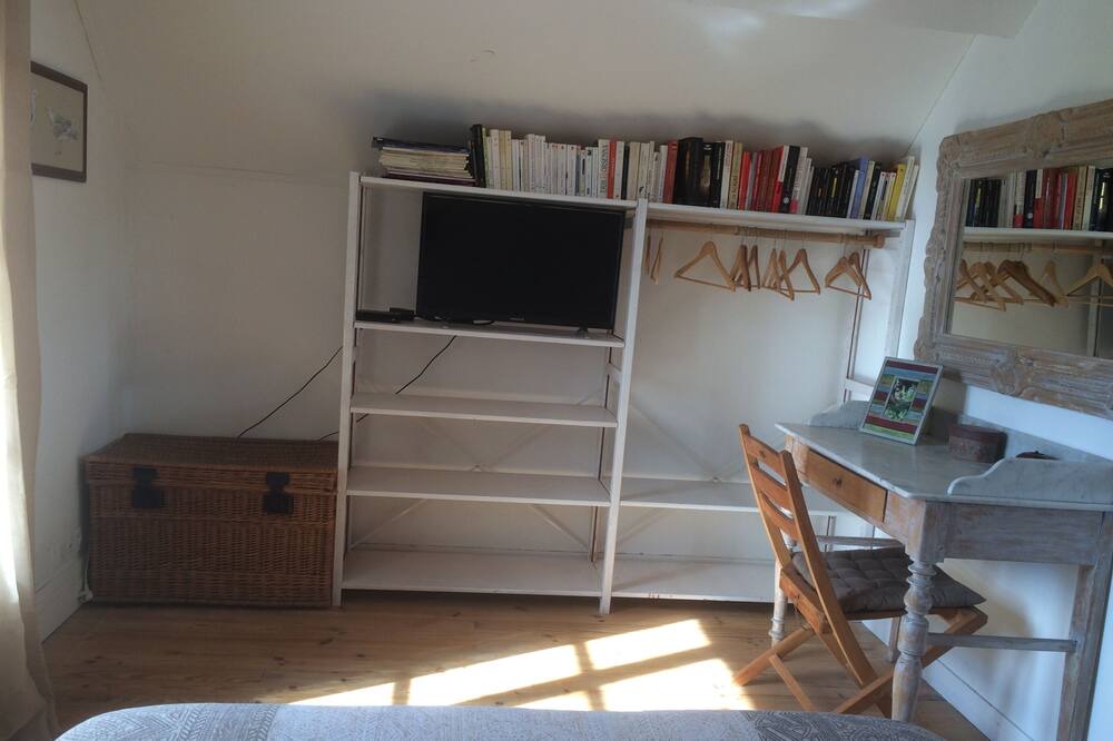 Photo of Bedroom in La Turballe