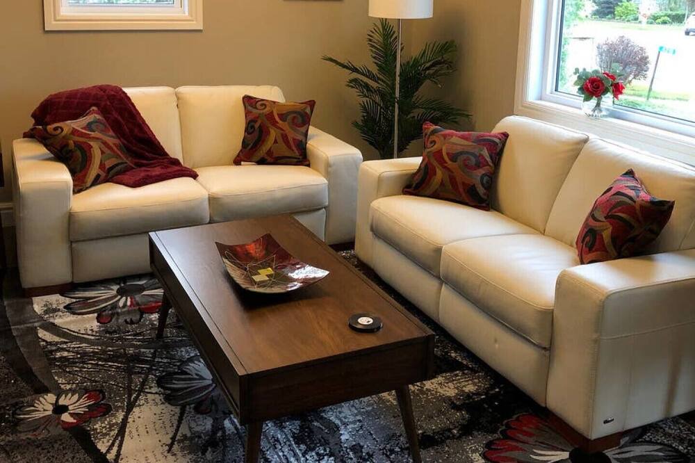 Photo of Livingroom in Stratford