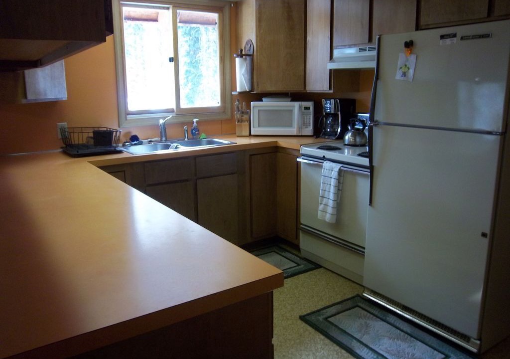 Photo of Kitchen in Cooke City-Silver Gate
