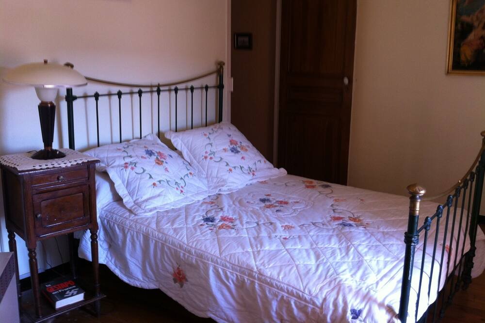 Photo of Bedroom in Montner