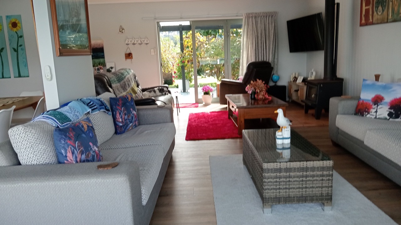 Photo of Livingroom in Parua Bay