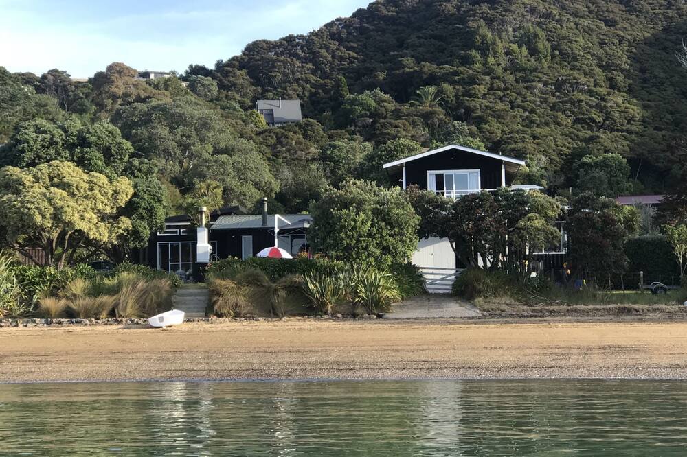 Photo of Others in Parekura Bay