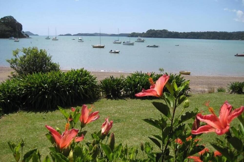 Photo of Others in Parekura Bay