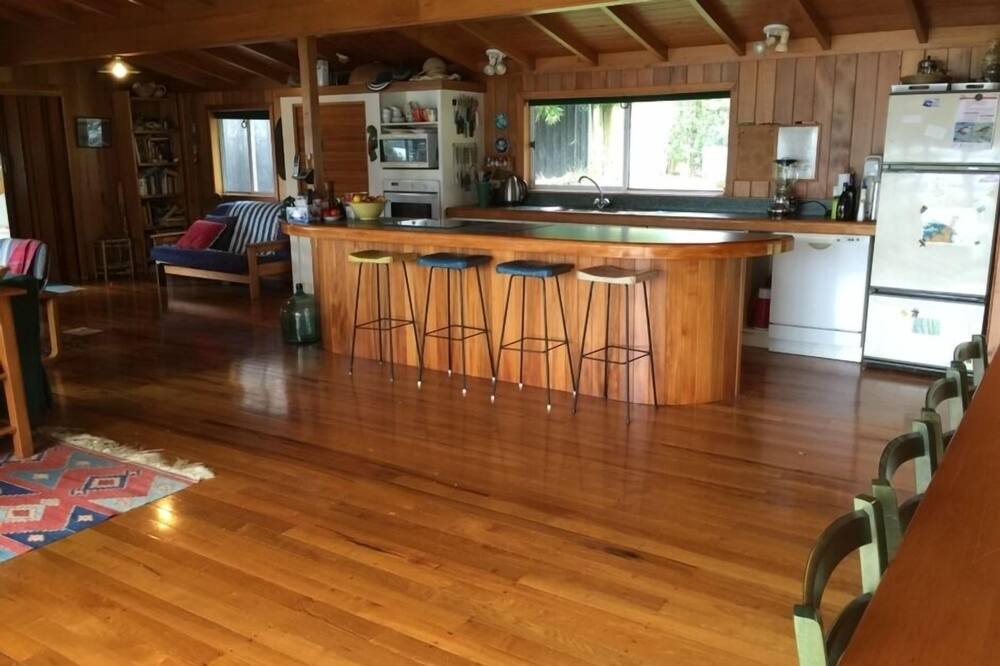 Photo of Others in Parekura Bay