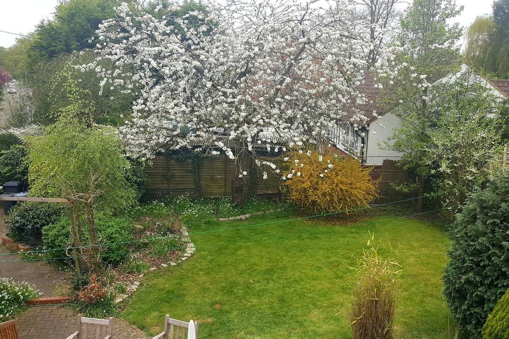 Photo of Outdoor in Winnersh