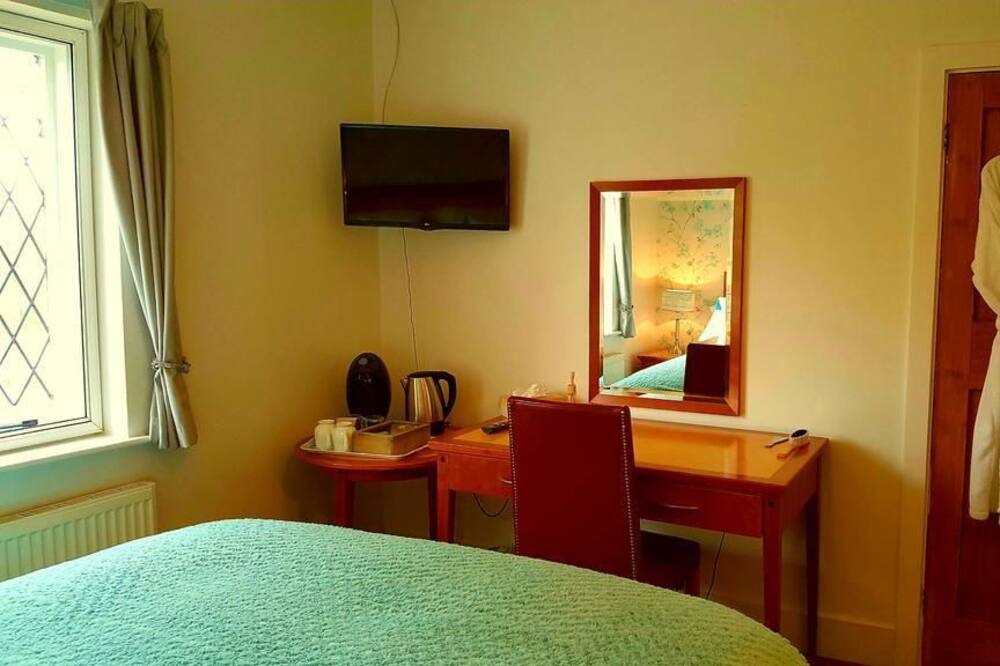 Photo of Bedroom in Winnersh