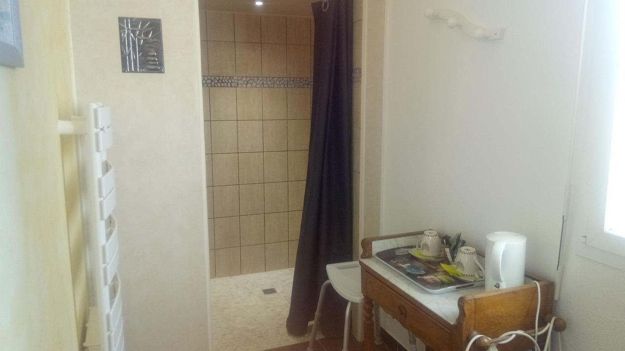 Photo of Bathroom in Criquebeuf-en-Caux