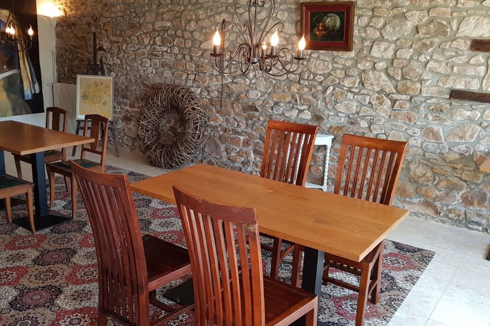 Photo of Others in Augne