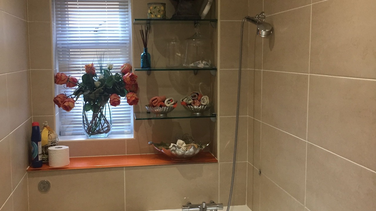 Photo of Others in Edgware