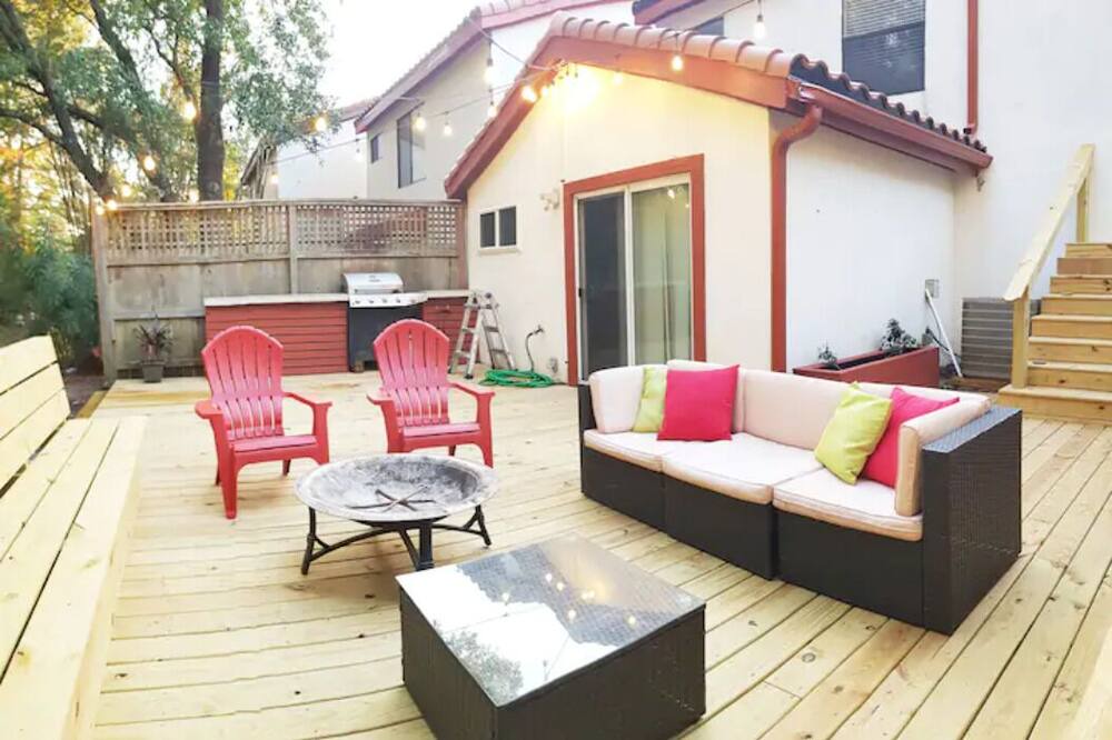 Photo of Patio Balcony in Oakhurst