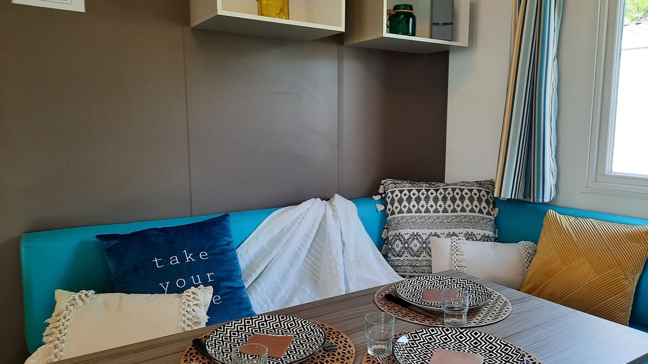 Photo of Others in Bannay