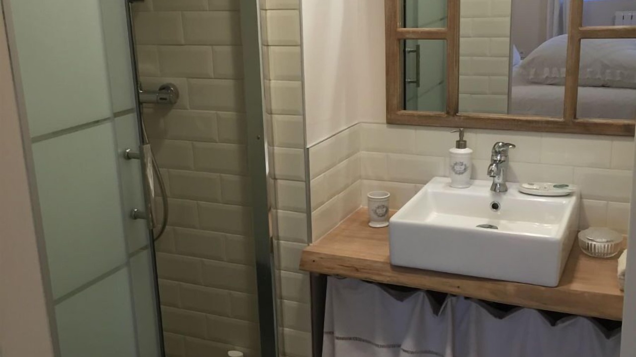 Photo of Bathroom in Goviller