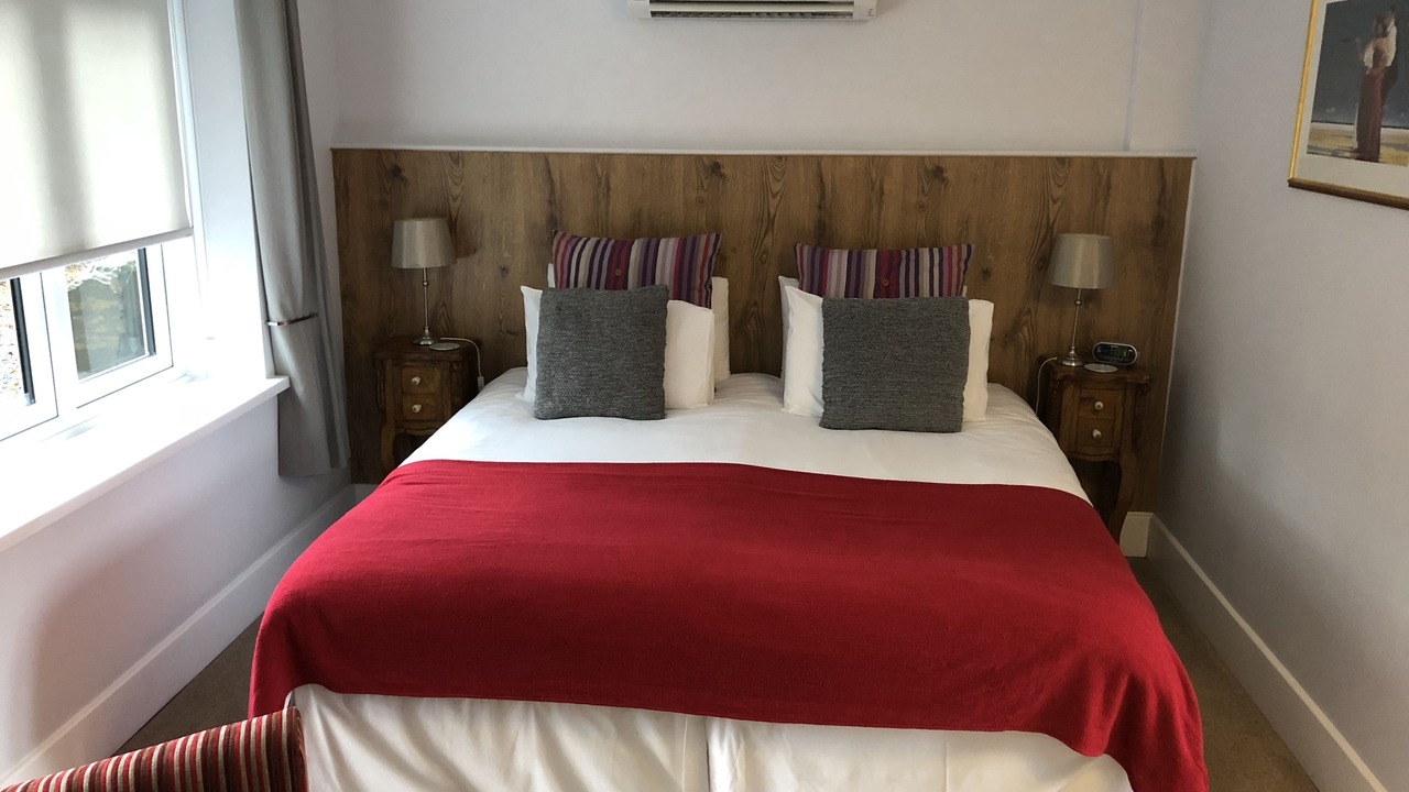 Photo of Bedroom in Llandybie