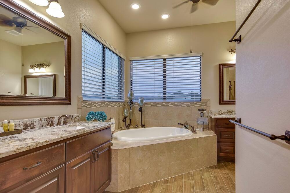 Photo of Bathroom in Highland Lake Estates