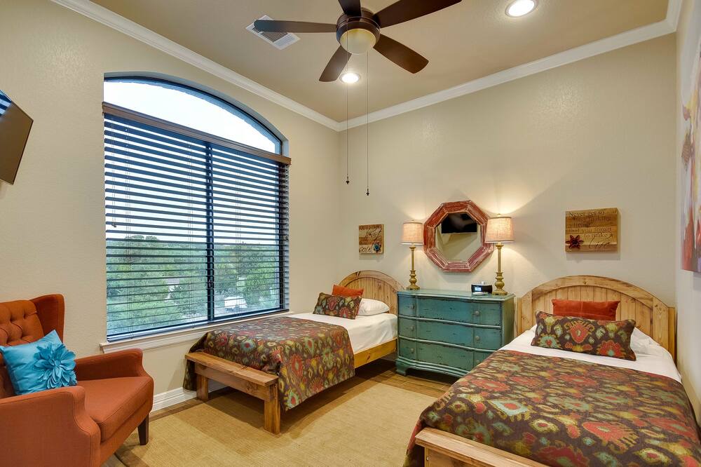 Photo of Others in Highland Lake Estates