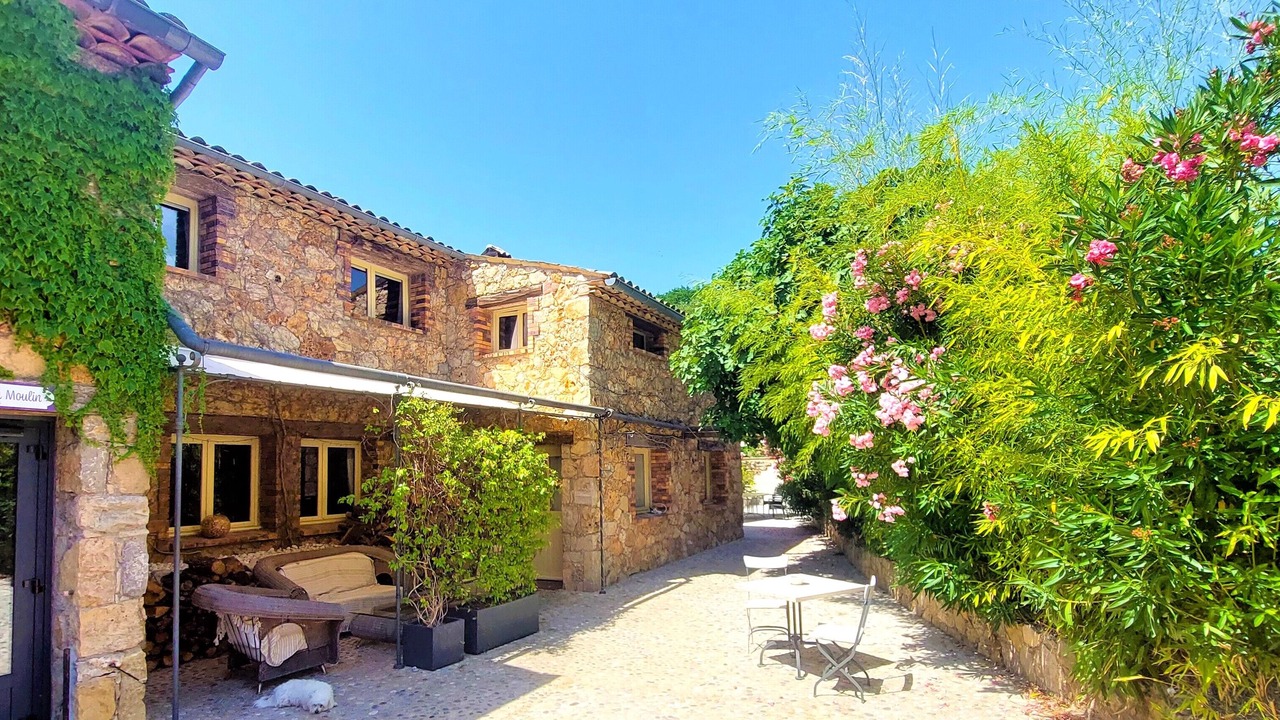 Photo of Outdoor in Taradeau