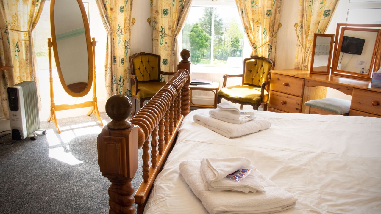 Photo of Bedroom in Rhiwbryfdir