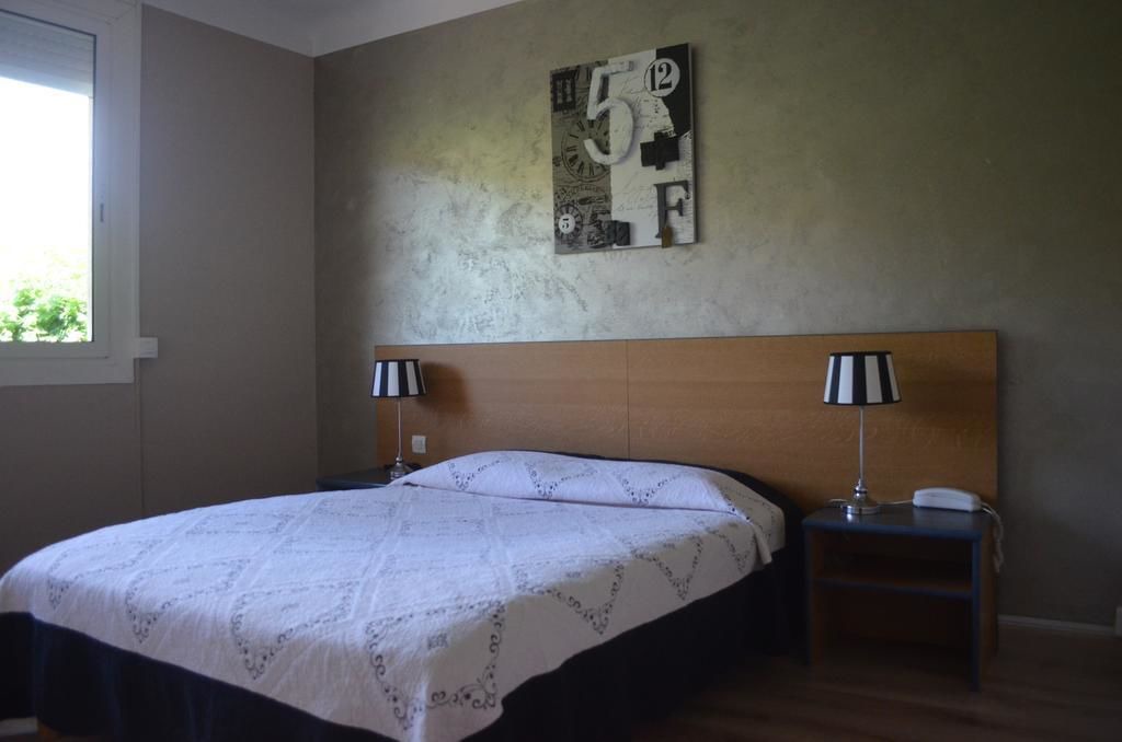 Photo of Bedroom in Sete