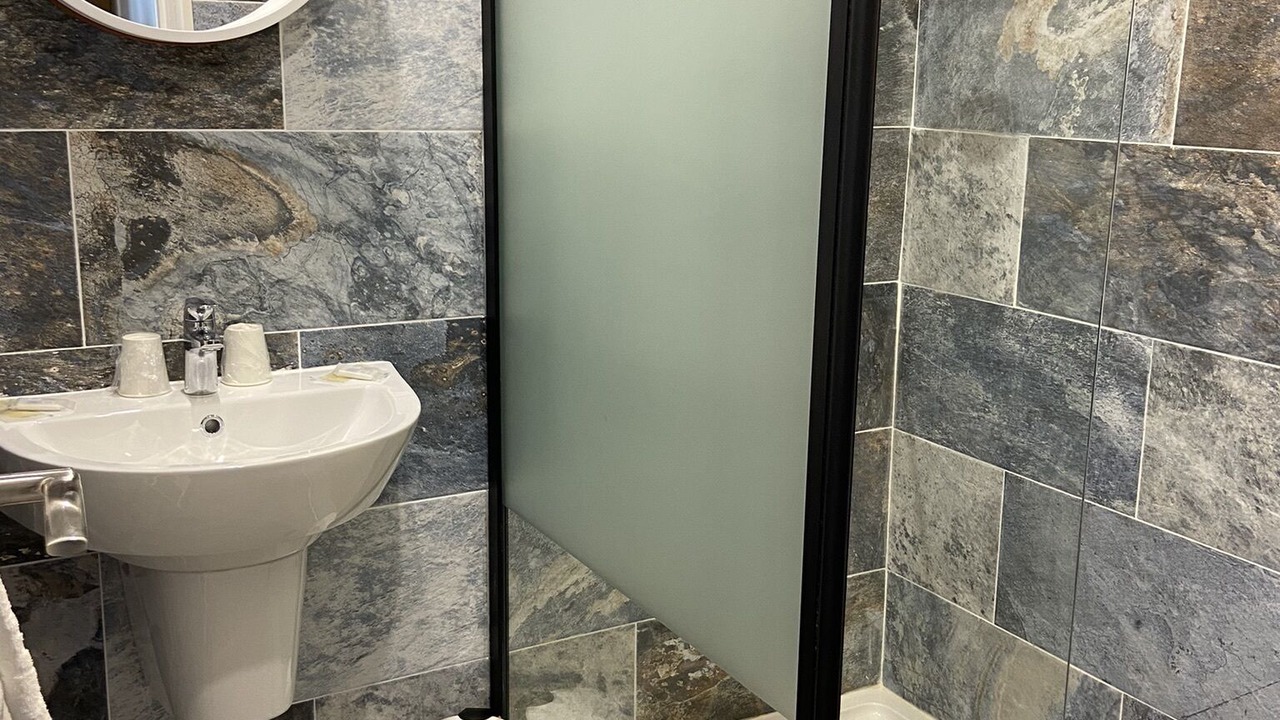 Photo of Bathroom in Sete