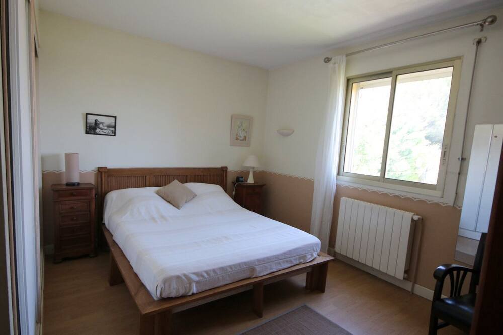 Photo of Bedroom in Saint-Etienne-des-Sorts