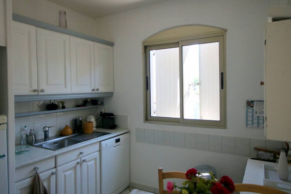 Photo of Kitchen in Saint-Etienne-des-Sorts