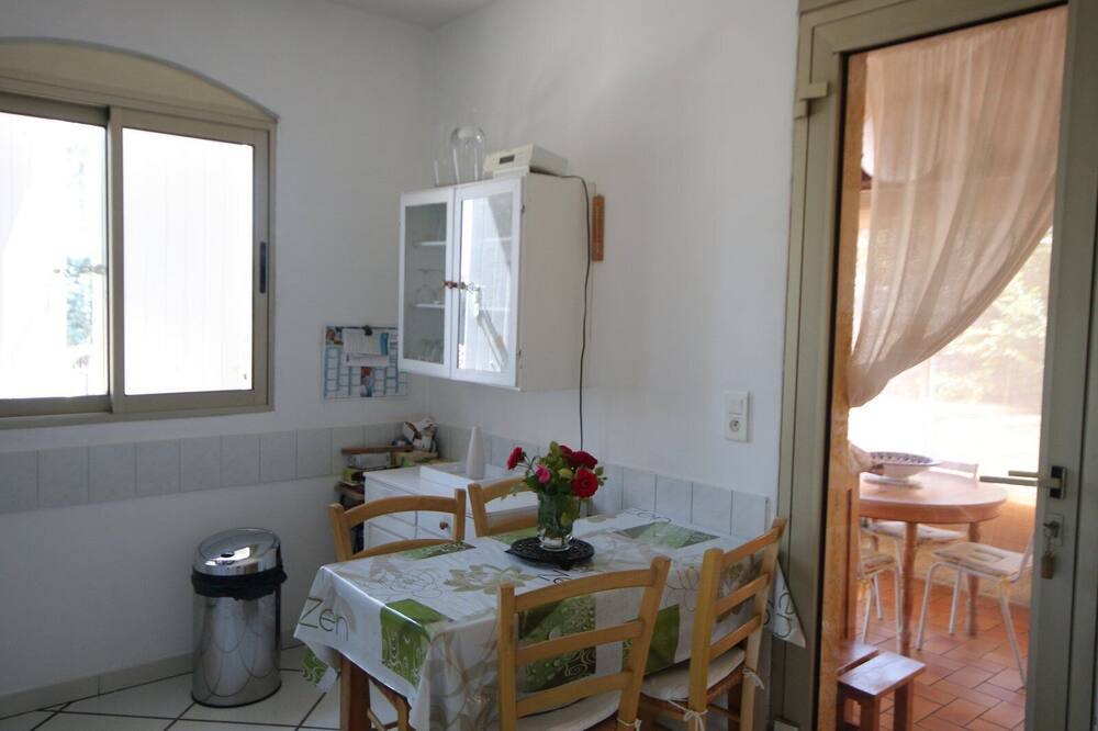 Photo of Kitchen in Saint-Etienne-des-Sorts