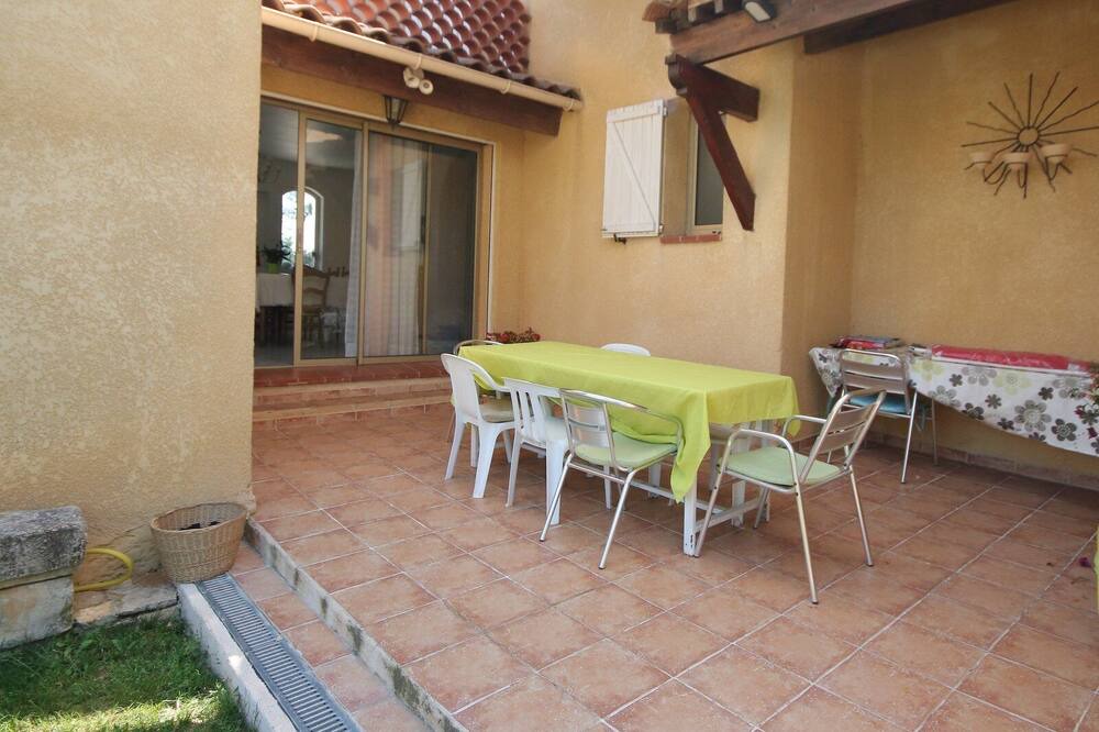 Photo of Patio Balcony in Saint-Etienne-des-Sorts