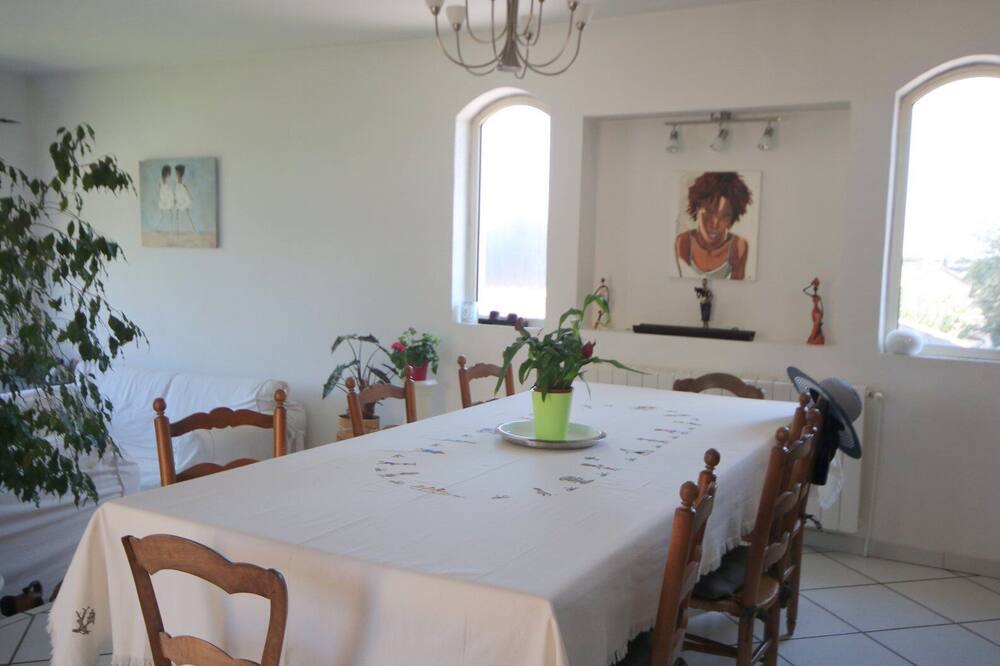 Photo of Kitchen in Saint-Etienne-des-Sorts