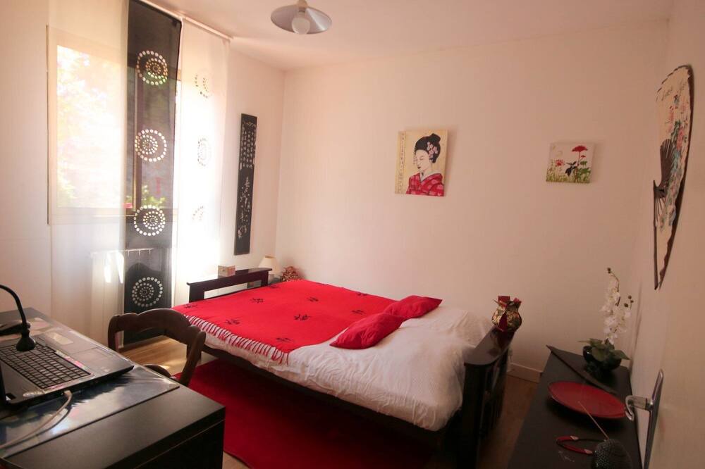 Photo of Bedroom in Saint-Etienne-des-Sorts