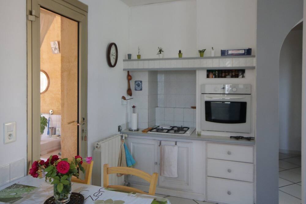 Photo of Kitchen in Saint-Etienne-des-Sorts