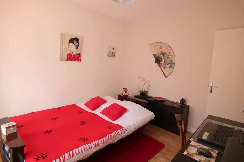 Photo of Bedroom in Saint-Etienne-des-Sorts
