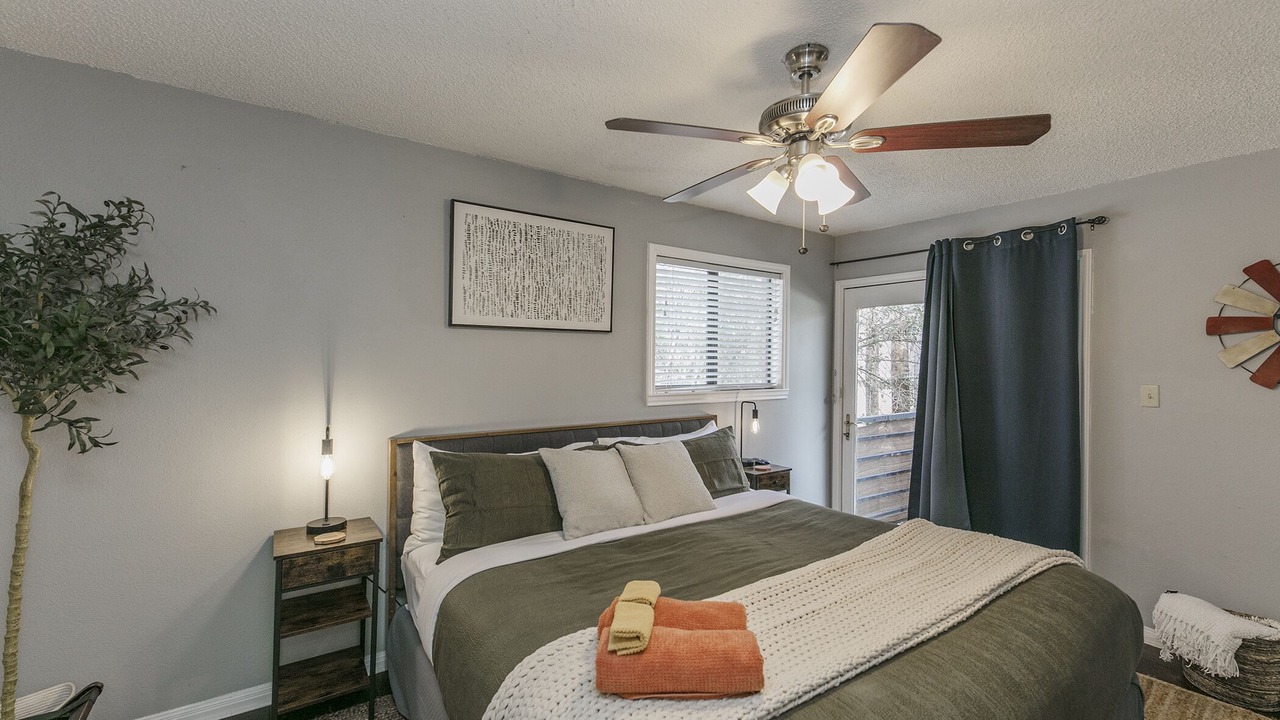 Photo of Bedroom in Judge's Hill