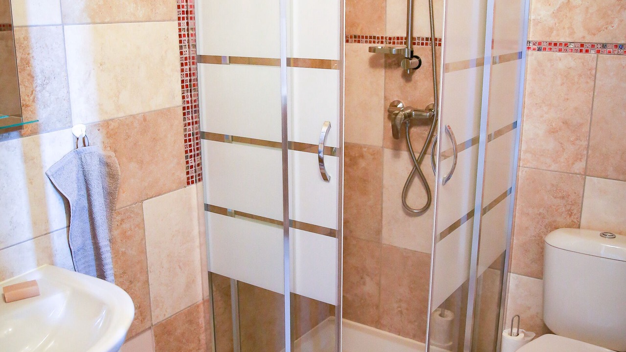 Photo of Bathroom in Simiane-la-Rotonde