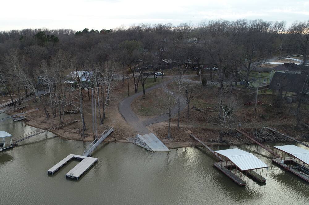 Photo of Outdoor in Grove