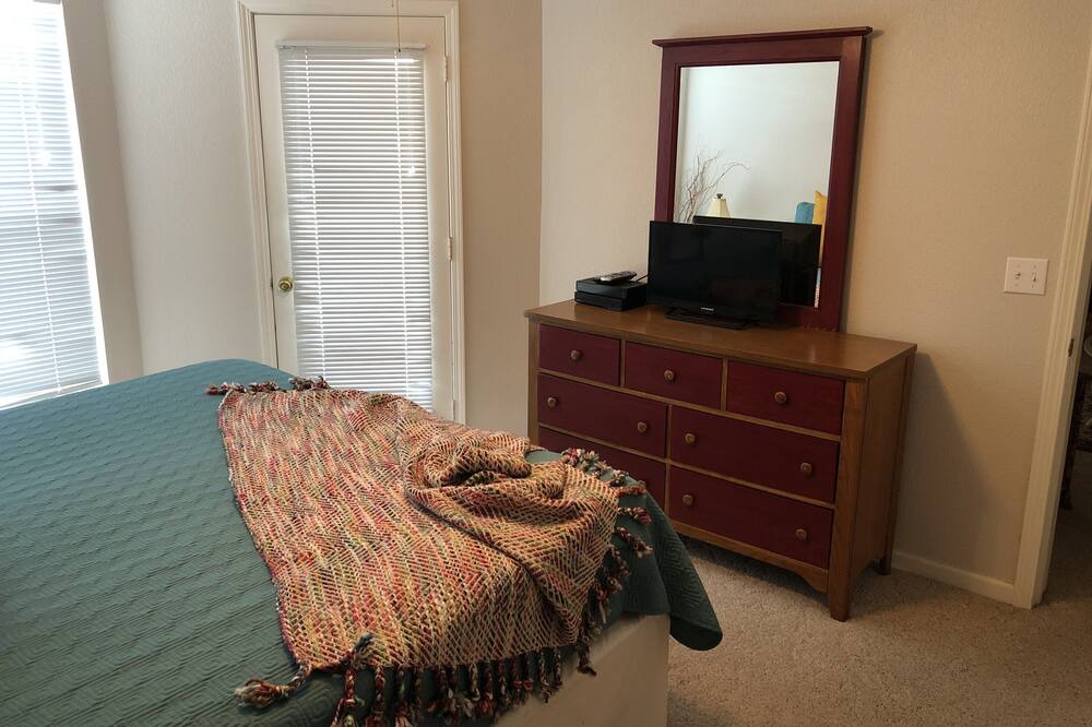 Photo of Bedroom in Osage Beach