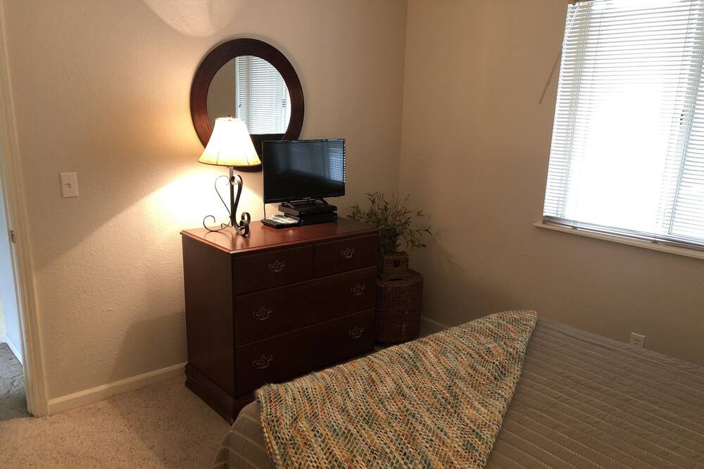 Photo of Bedroom in Osage Beach