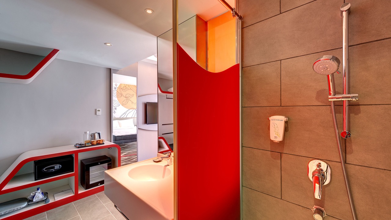 Photo of Others in Gelang Patah