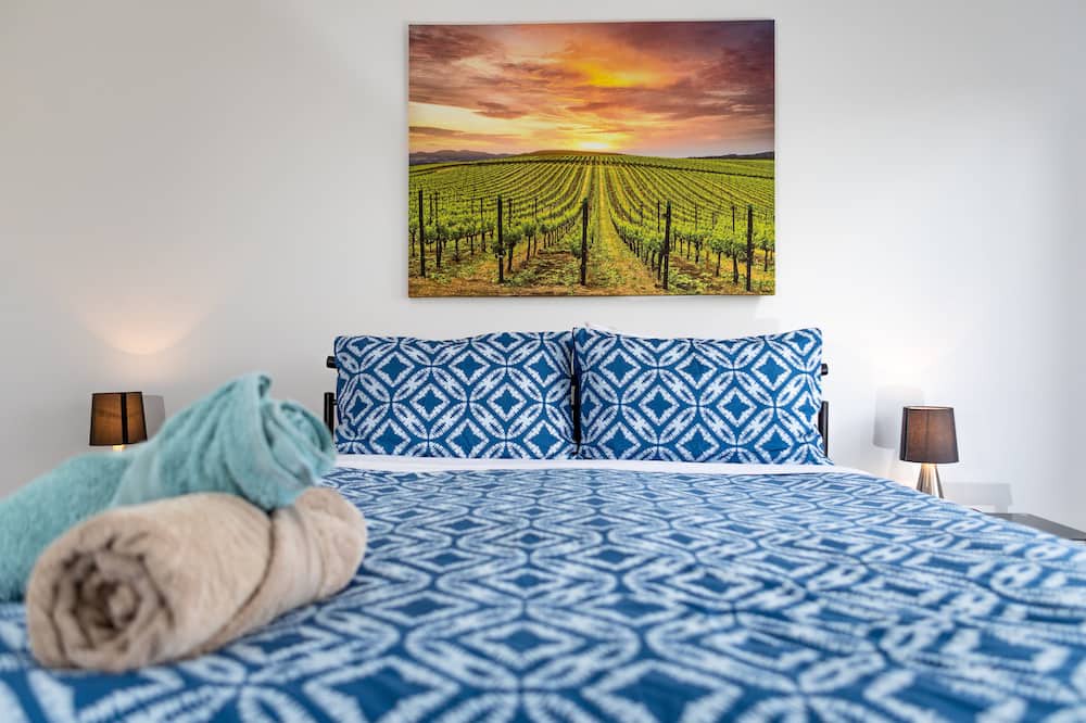 Photo of Bedroom in Sebastopol