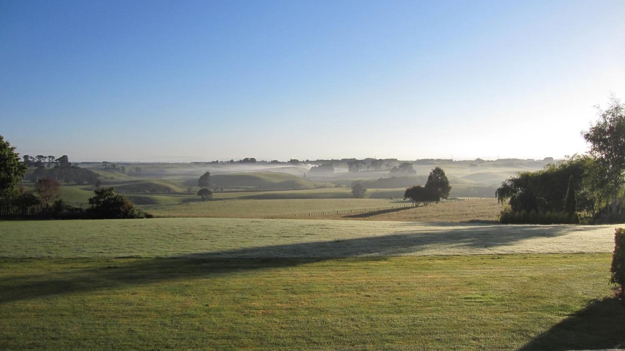 Photo of Outdoor in Halcombe