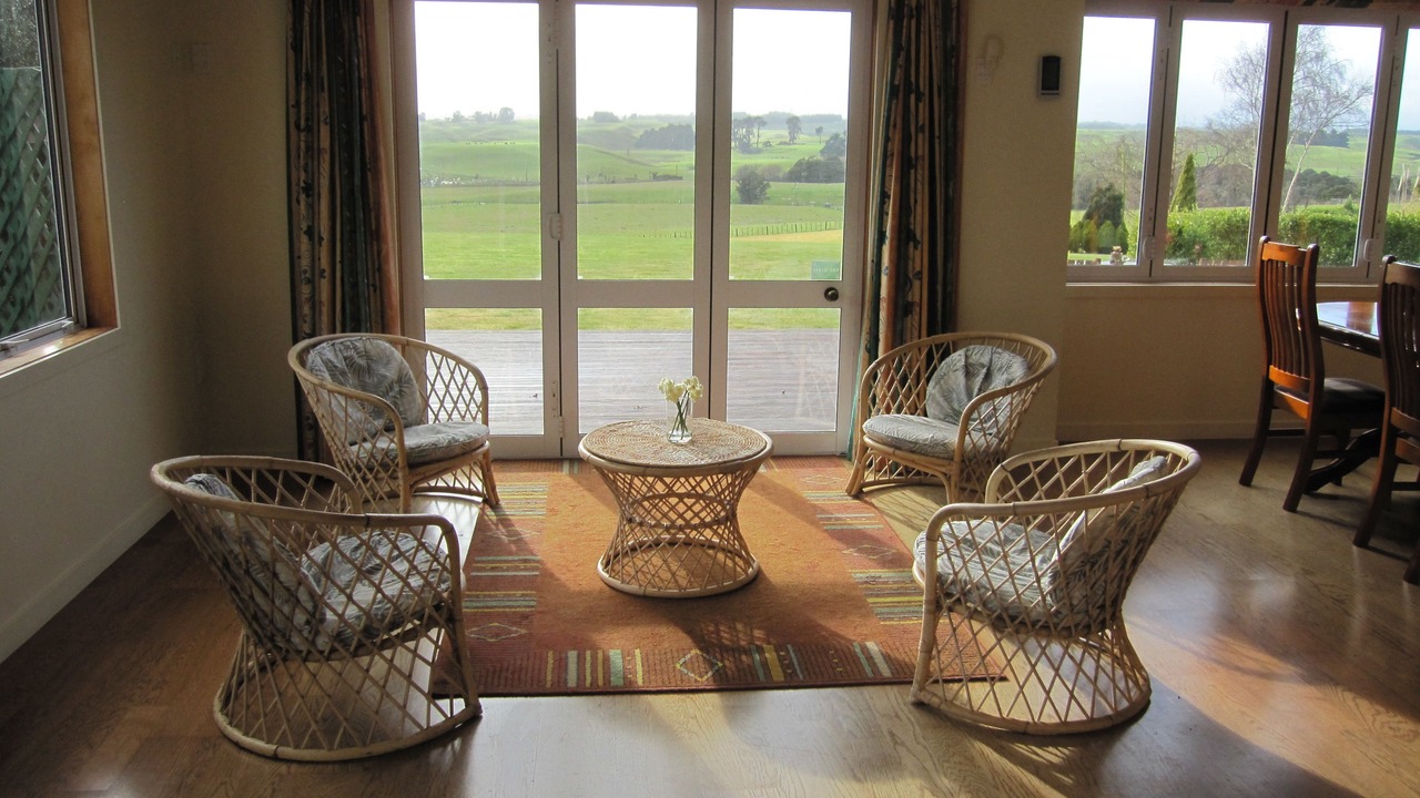 Photo of Livingroom in Halcombe