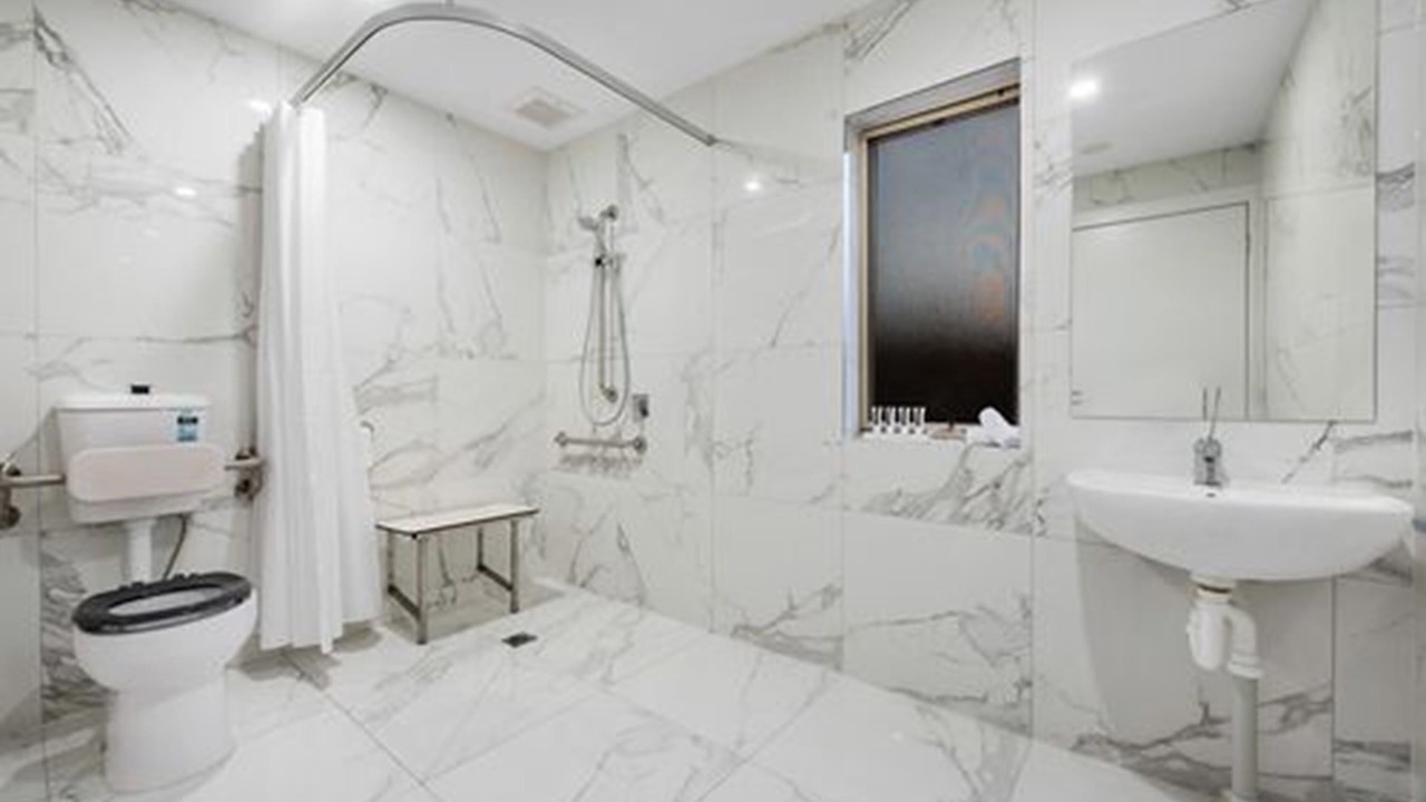 Photo of Bathroom in Tullamarine